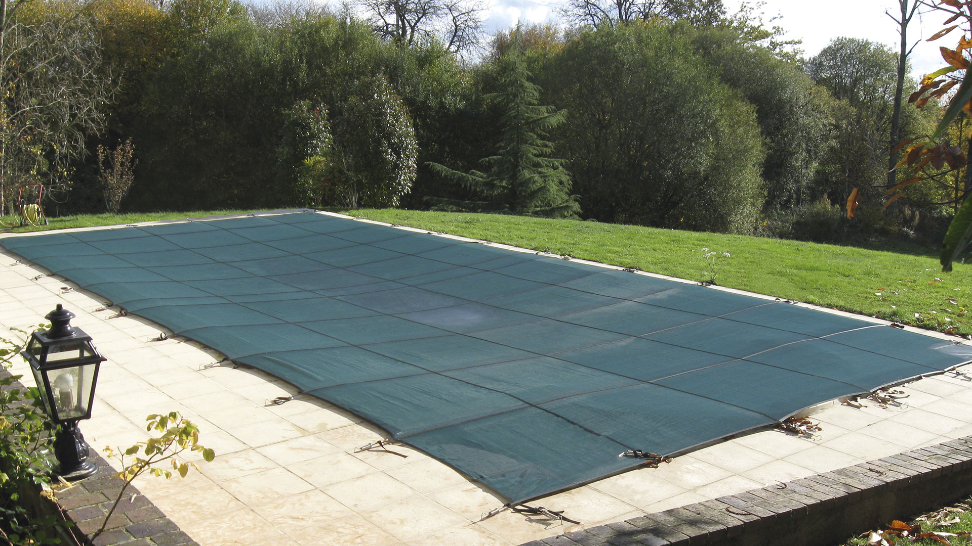 Bâche-d'hiver-piscine-Genève-&-Vaud- Bâche d'hiver piscine Genève & Vaud