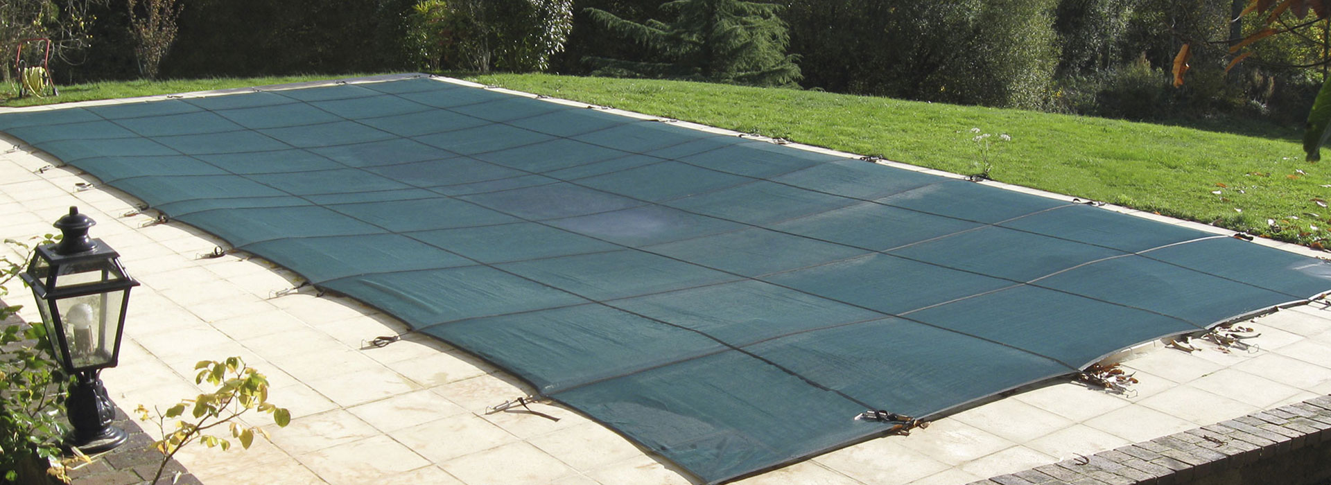 Bâche d'hivernage piscine à Genève et Vaud
